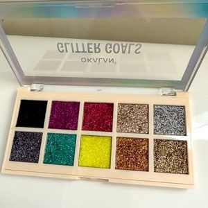 OKALAN Glitter Goals eye shadows